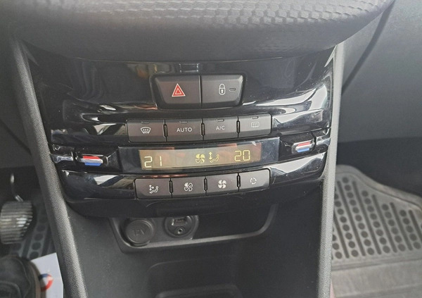 Peugeot 2008 cena 45900 przebieg: 42511, rok produkcji 2015 z Radlin małe 211